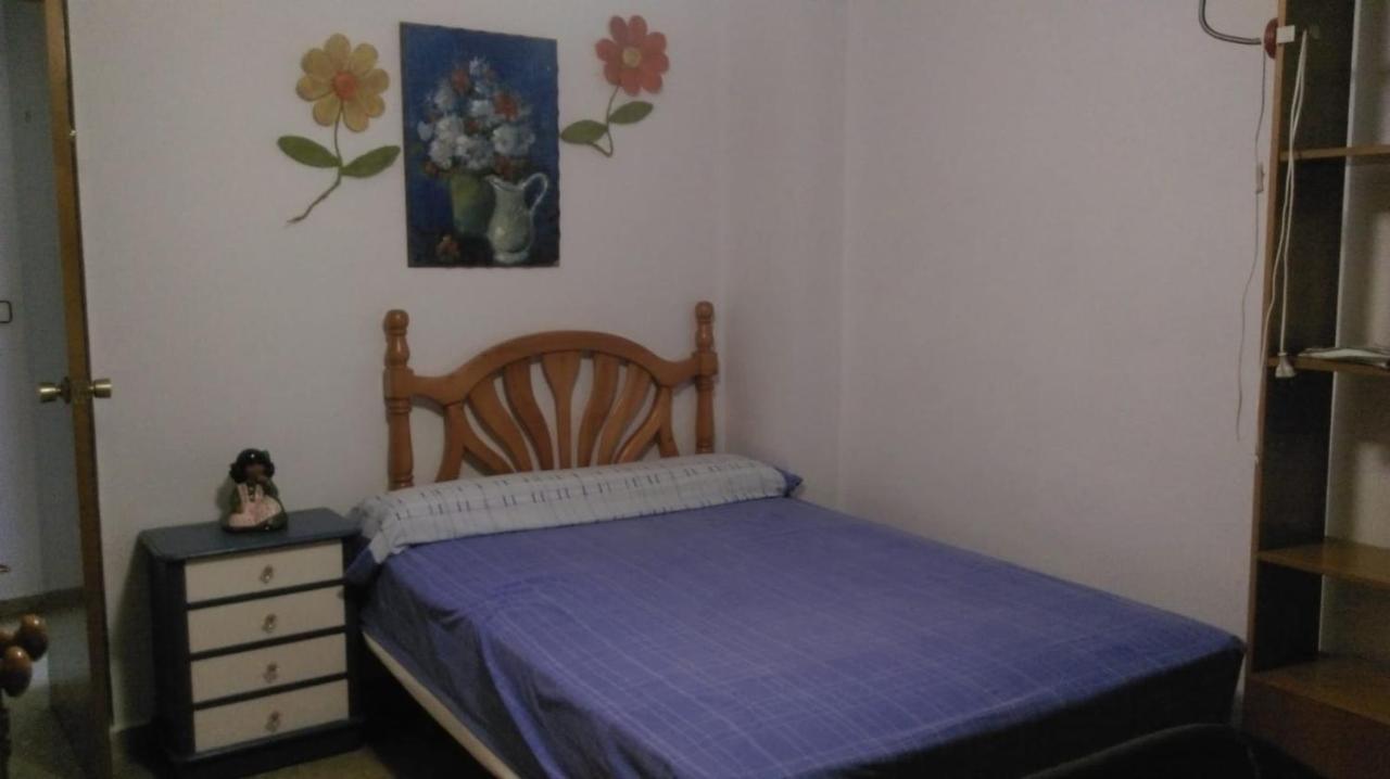 Piso Muy Amplio En Malaga .公寓 外观 照片